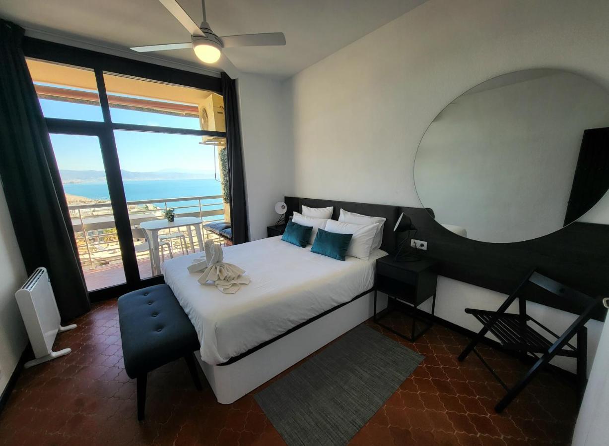 Apartamento Torre De La Roca Actual 토레몰리노스 외부 사진
