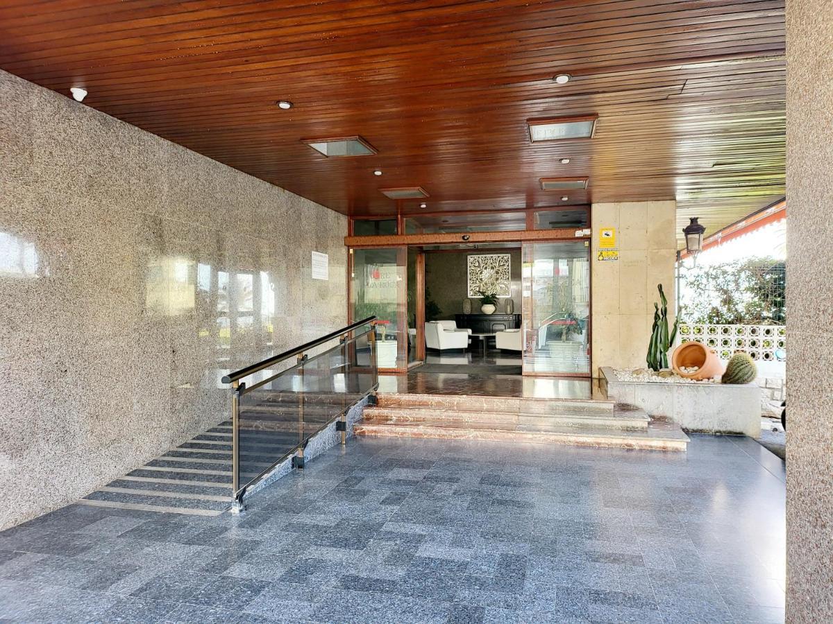 Apartamento Torre De La Roca Actual 토레몰리노스 외부 사진