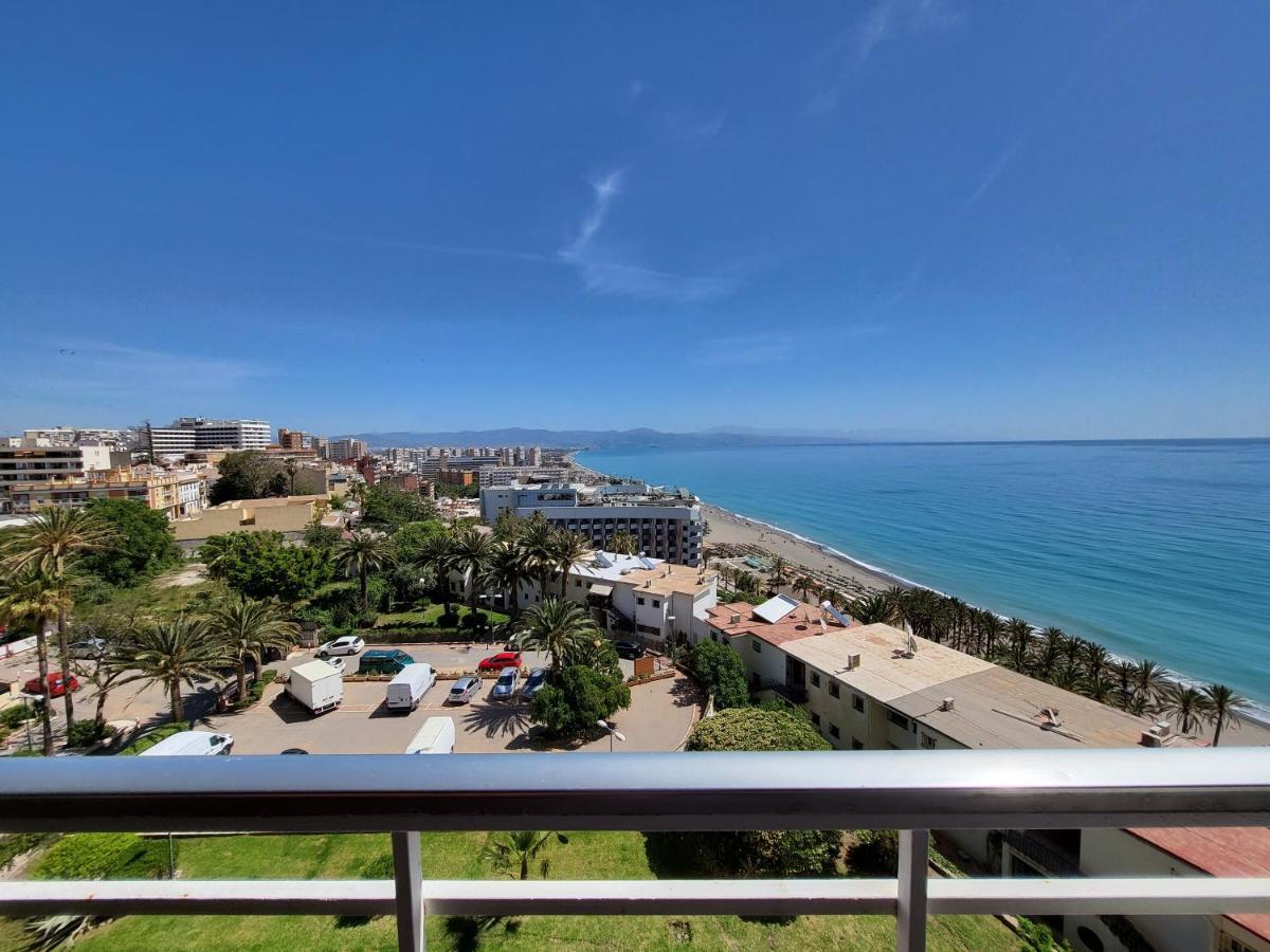 Apartamento Torre De La Roca Actual 토레몰리노스 외부 사진